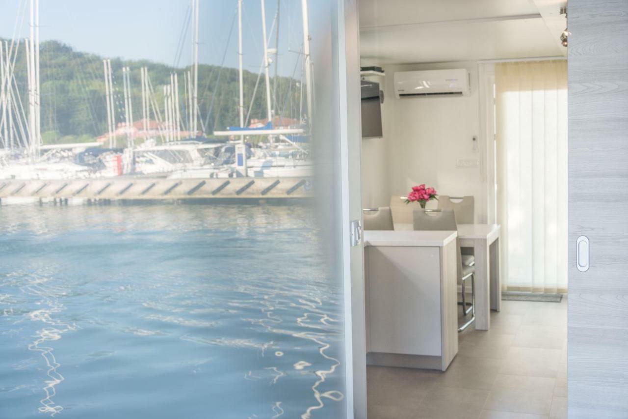 Floating House - Marina Relax Villa Portoroz Ngoại thất bức ảnh