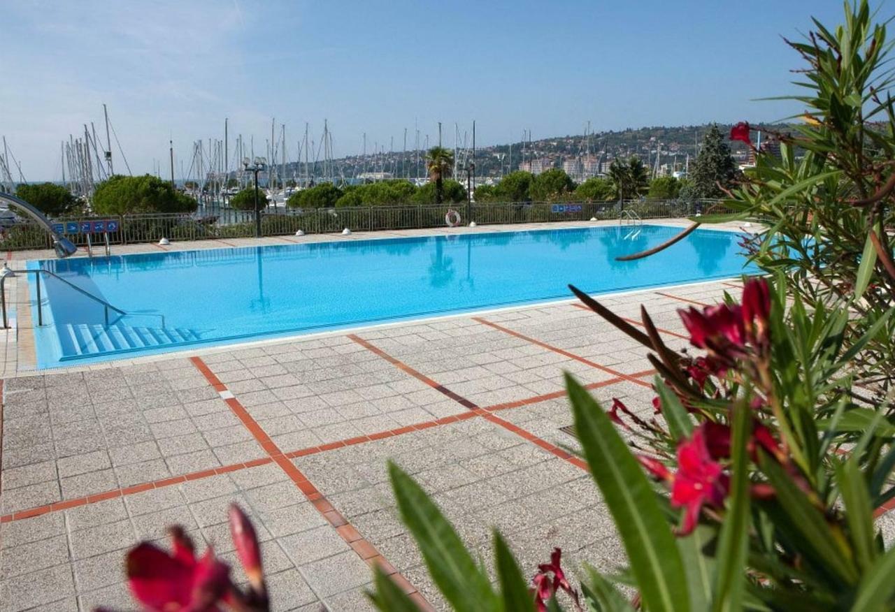 Floating House - Marina Relax Villa Portoroz Ngoại thất bức ảnh